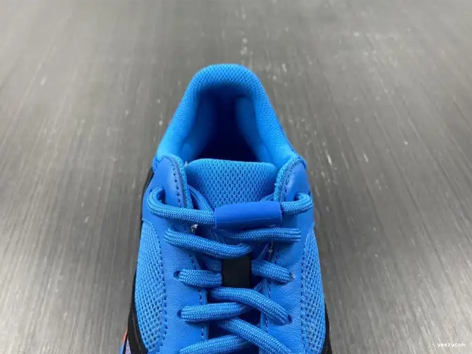 YEEZY HI-RES HP6674 700 BOOST BLUE ADIDAS 0510